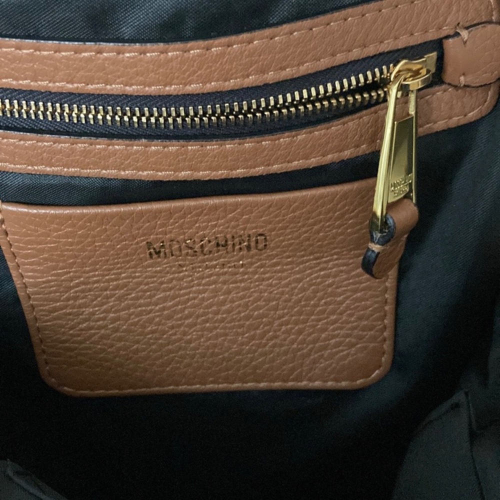 Moschino girly leather backpack *like new* - Picture 5 of 9